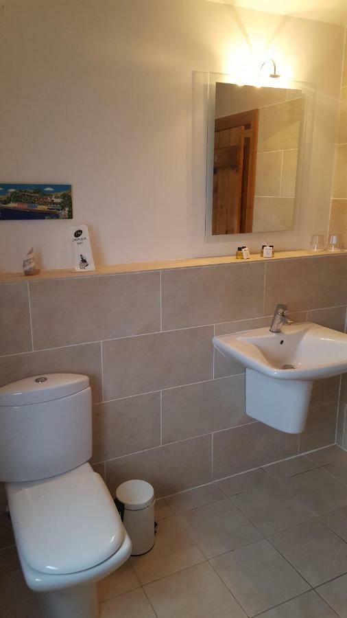 Breton House Bed & Breakfast พอทรี ภายนอก รูปภาพ